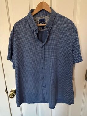 Joseph Abboud Men's Blue Short-Sleeve Button-Down Shirt